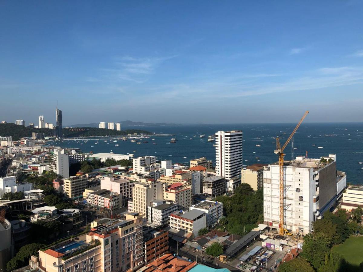 The Base Central Pattaya Seaview Eksteriør billede