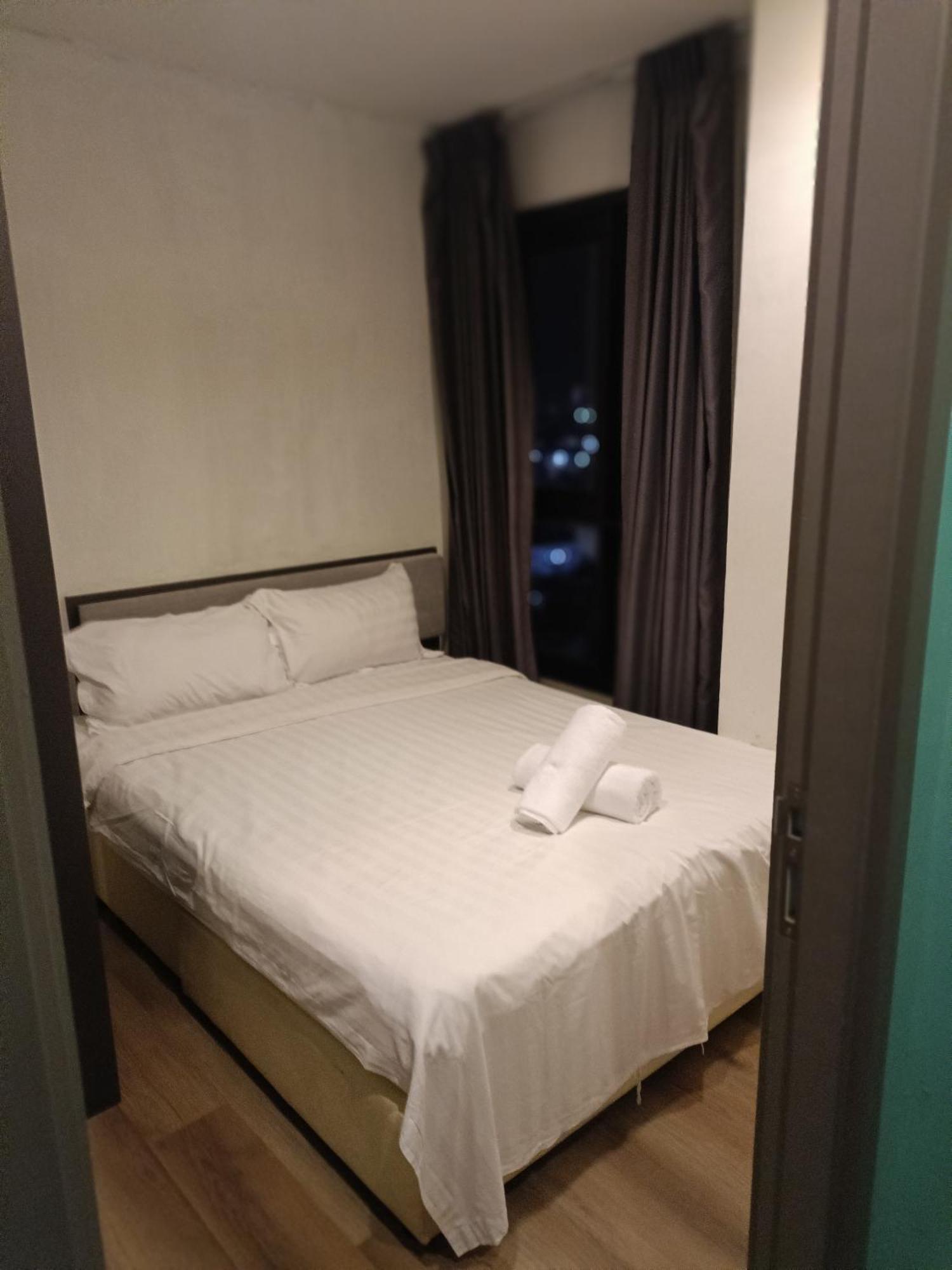 The Base Central Pattaya Seaview Eksteriør billede